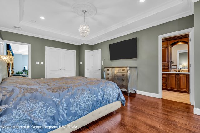 24 Bartram Road, Englishtown, NJ 07726