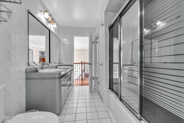 24 Bartram Road, Englishtown, NJ 07726
