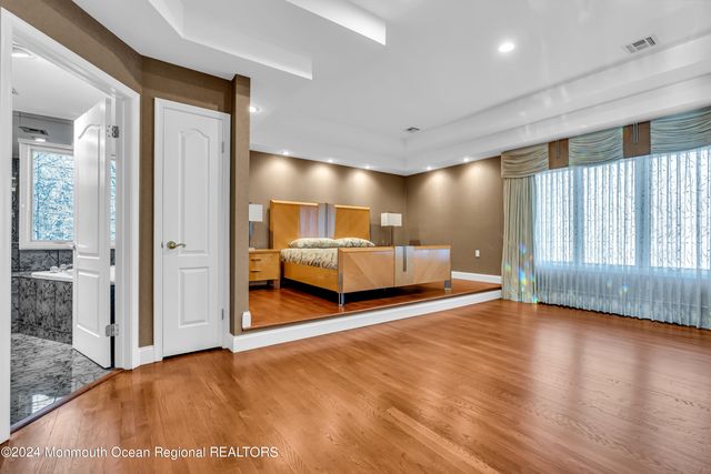 24 Bartram Road, Englishtown, NJ 07726