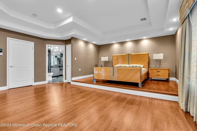 24 Bartram Road, Englishtown, NJ 07726