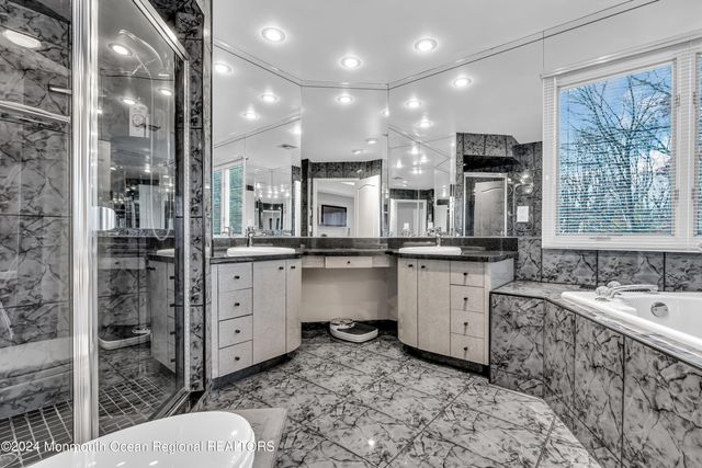 24 Bartram Road, Englishtown, NJ 07726
