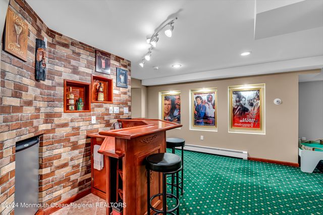 24 Bartram Road, Englishtown, NJ 07726