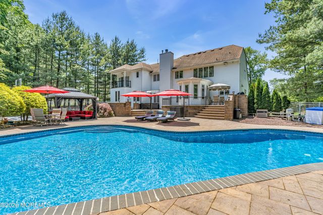 24 Bartram Road, Englishtown, NJ 07726