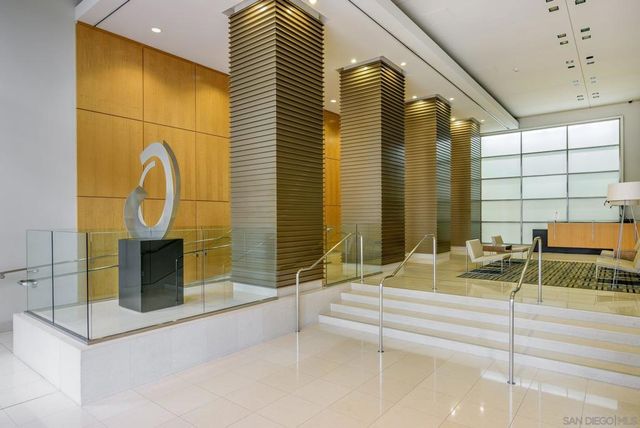 575 6th Ave 1007, San Diego, CA 92101