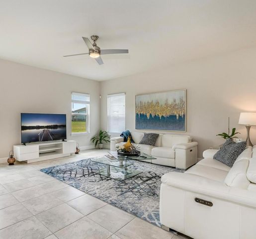 1224 Harvester Crossing, Loxahatchee, FL 33470