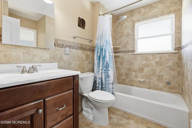 13 Monticello Drive, Howell, NJ 07731