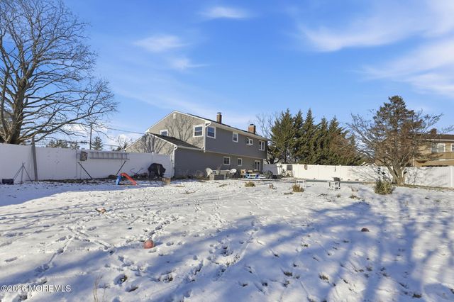 13 Monticello Drive, Howell, NJ 07731