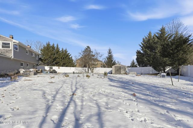 13 Monticello Drive, Howell, NJ 07731