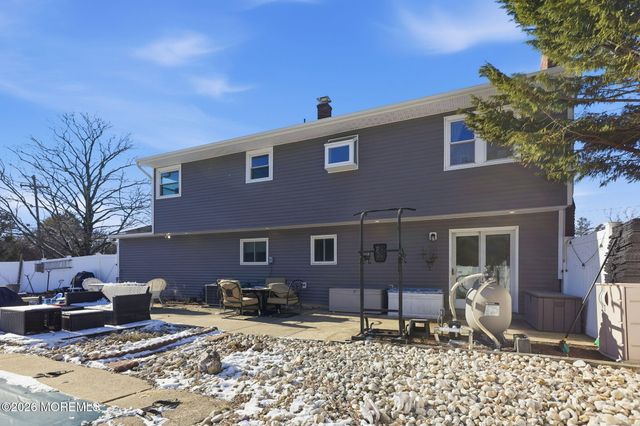 13 Monticello Drive, Howell, NJ 07731