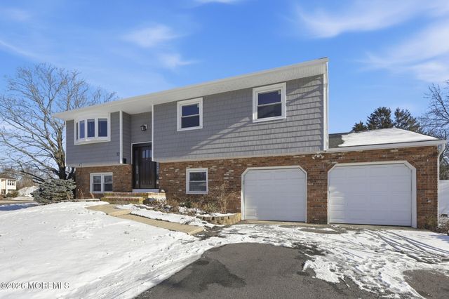 13 Monticello Drive, Howell, NJ 07731