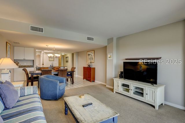 11 S Forest Beach Dr Apt 311, Hilton Head Island, SC 29928