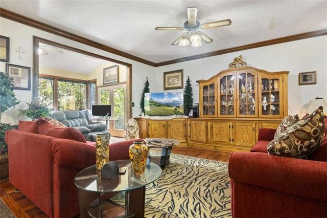 422 Ridgewood Circle, Summerville, GA 30747