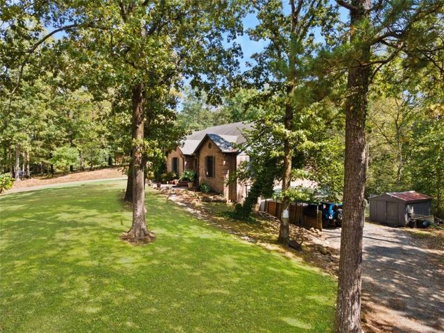 422 Ridgewood Circle, Summerville, GA 30747
