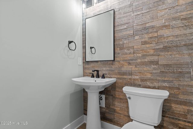 406 Summit Street, Aberdeen, NC 28315