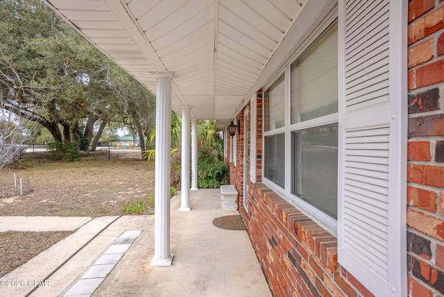 7424 Little Creek Circle, Southport, FL 32409