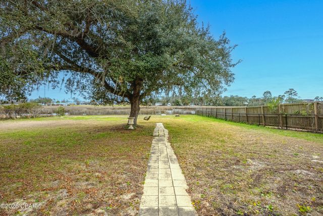 7424 Little Creek Circle, Southport, FL 32409