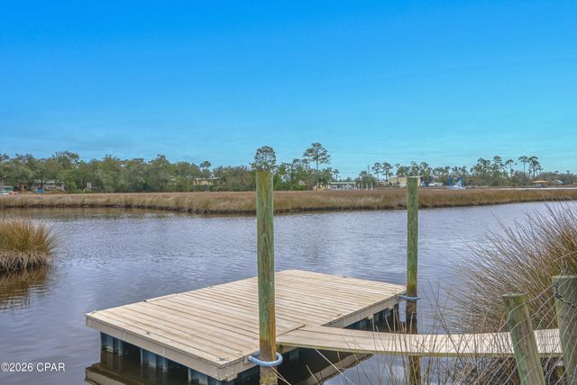 7424 Little Creek Circle, Southport, FL 32409