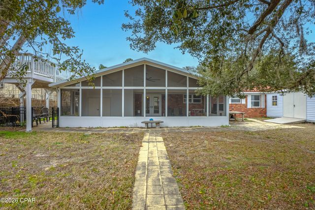 7424 Little Creek Circle, Southport, FL 32409