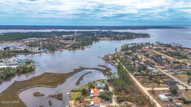 7424 Little Creek Circle, Southport, FL 32409