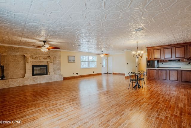 7424 Little Creek Circle, Southport, FL 32409