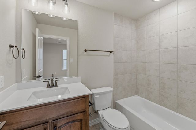 545 Waterford Park Boulevard, Weatherford, TX 76087