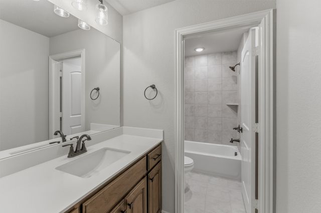 545 Waterford Park Boulevard, Weatherford, TX 76087