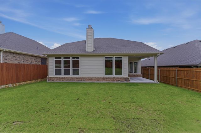 545 Waterford Park Boulevard, Weatherford, TX 76087
