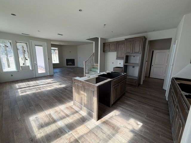 545 Waterford Park Boulevard, Weatherford, TX 76087