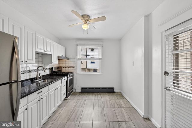 4549 D ST, Philadelphia, PA 19120