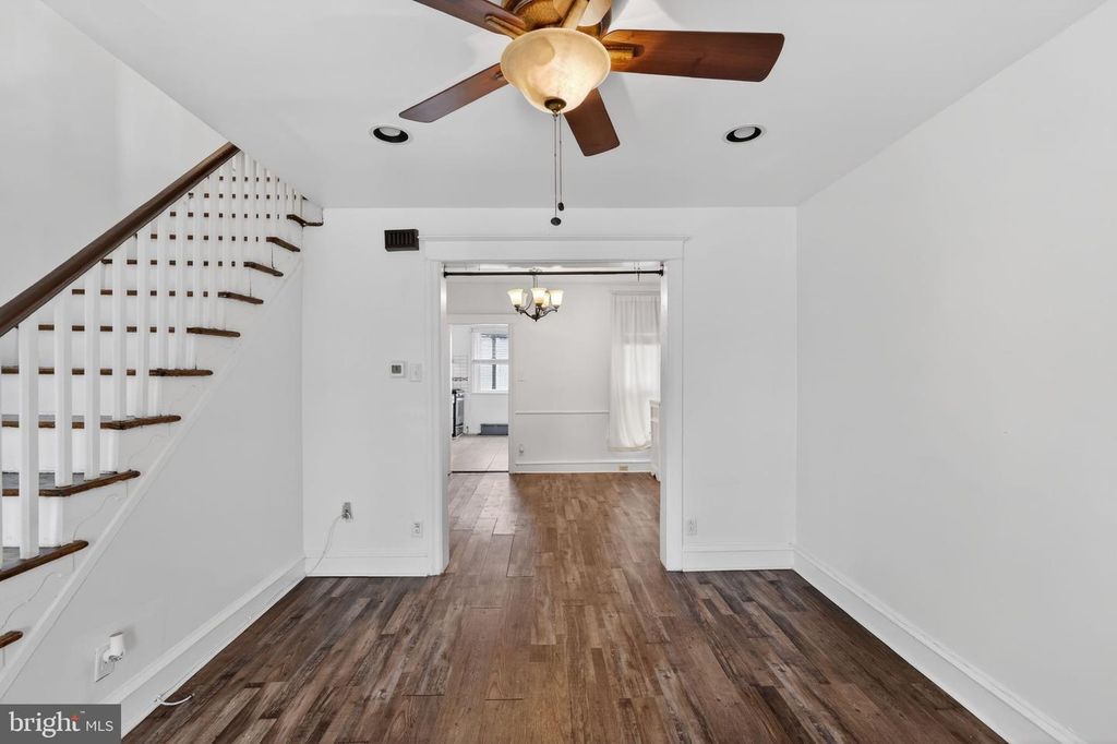 4549 D ST, Philadelphia, PA 19120