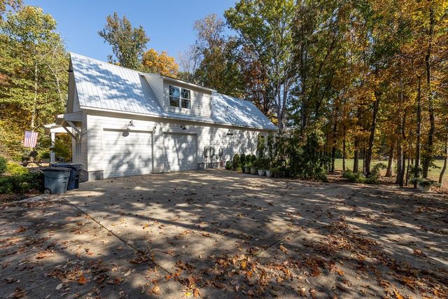 570 WILDWOOD RD, Eads, TN 38028