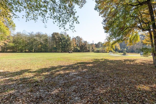 570 WILDWOOD RD, Eads, TN 38028