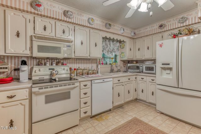 1636 Forge Creek Road, Mountain City, TN 37683