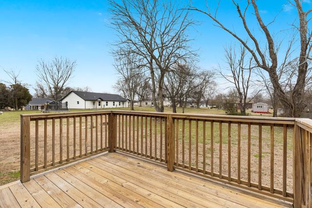 205 Oklahoma Ave, Oak Grove, KY 42262