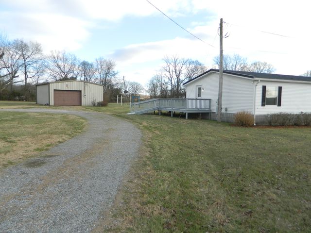 341 E Biggs Rd, Portland, TN 37148