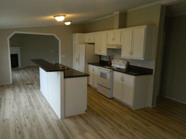 341 E Biggs Rd, Portland, TN 37148