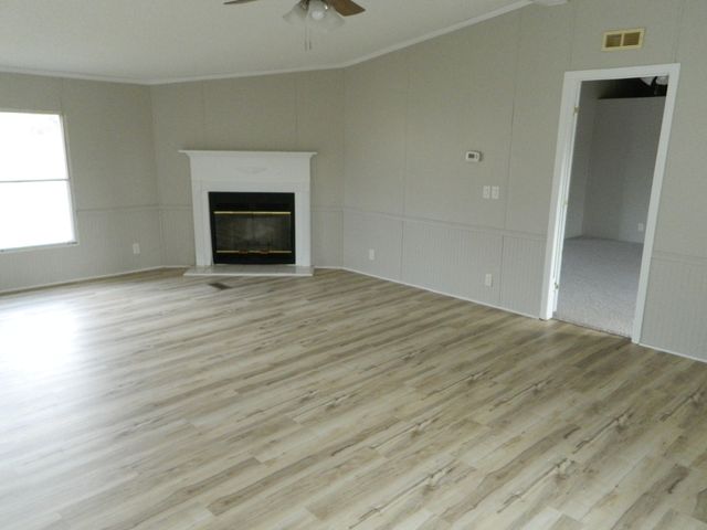 341 E Biggs Rd, Portland, TN 37148