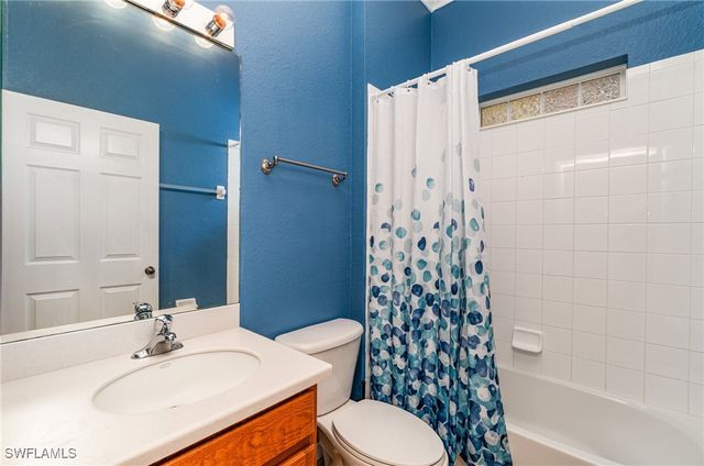 11404 Lake Cypress LOOP, Fort Myers, FL 33913