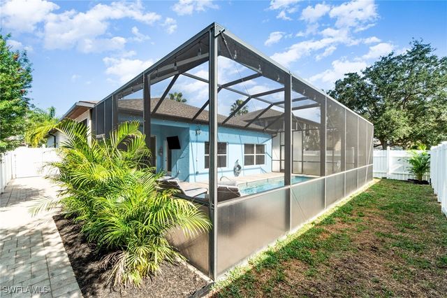 11404 Lake Cypress LOOP, Fort Myers, FL 33913