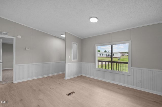 89 Winding Lane, La Grange, NC 28551