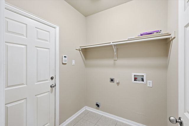 1725 Brookview Drive, Carrollton, TX 75007