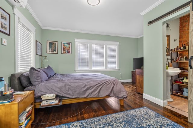 9 S Munroe Terr 9, Boston, MA 02122