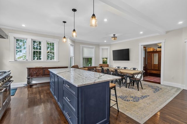 9 S Munroe Terr 9, Boston, MA 02122