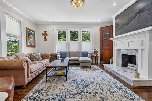 9 S Munroe Terr 9, Boston, MA 02122