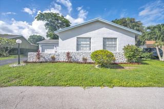 7329 Pine Park Drive N, Lake Worth, FL 33467