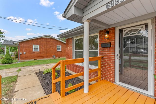 6993 Beechland Ave, Louisville, KY 40258
