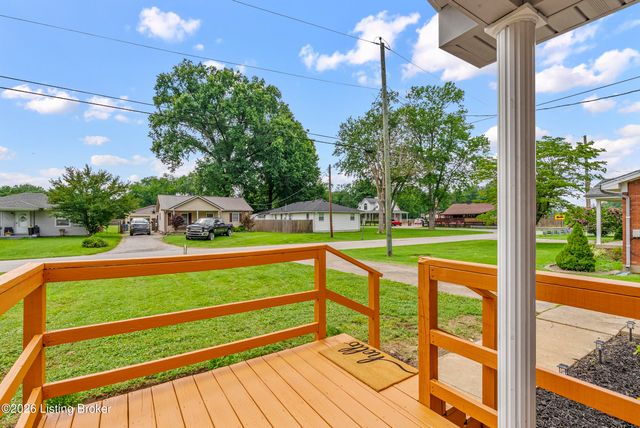 6993 Beechland Ave, Louisville, KY 40258