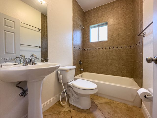 20425 SW 319th St, Homestead, FL 33030
