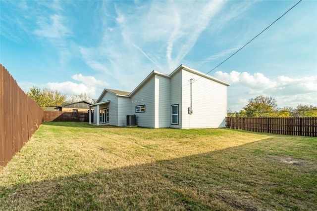 11915 Carson, Balch Springs, TX 75180