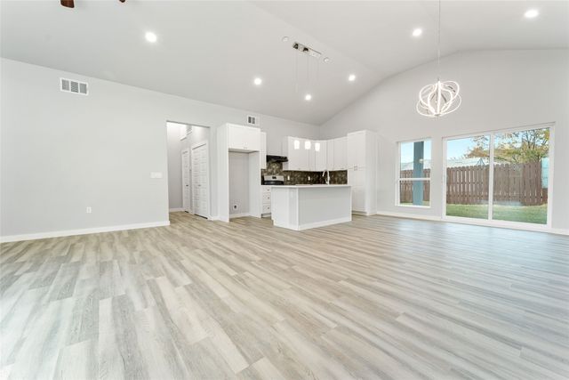 11915 Carson, Balch Springs, TX 75180